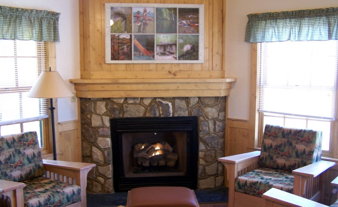 Wall Mounted Fireplaces What Are The Benefits Reliablecounter Blog Electric Fireplaces Have Numerous Advantages Over Traditional That Use Gas Coal Or Wood We Will Take A Look At The Cost Of