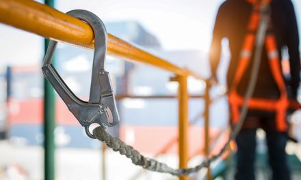 An Oil Rig Worker’s Guide to Staying Safe