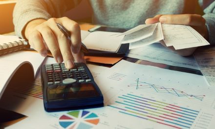 TOP FINANCIAL KPIs FOR BUSINESS OWNERS