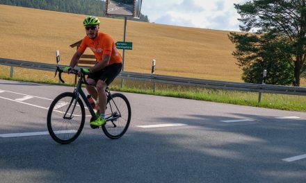 Everything to look for in your first road bike for traveling