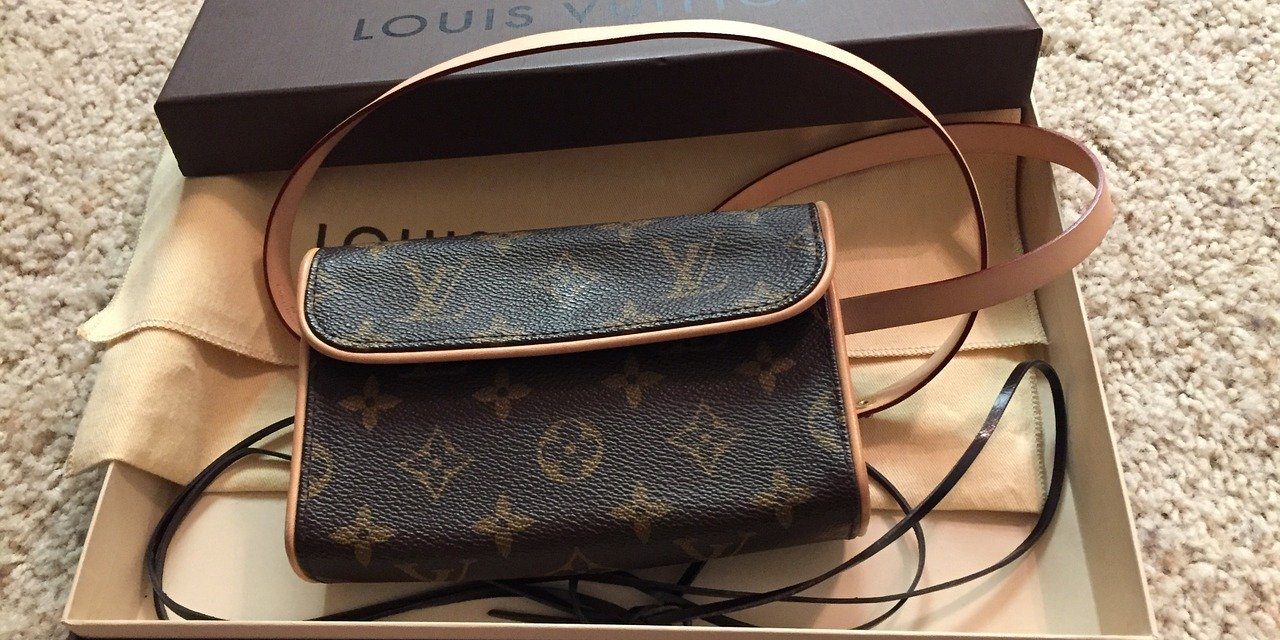 8 Useful Tips to Identify Original Louis Vuitton Bags from Fake Ones! - reliablecounter blog