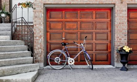 5 Beautiful Garage Door Designs for Your House