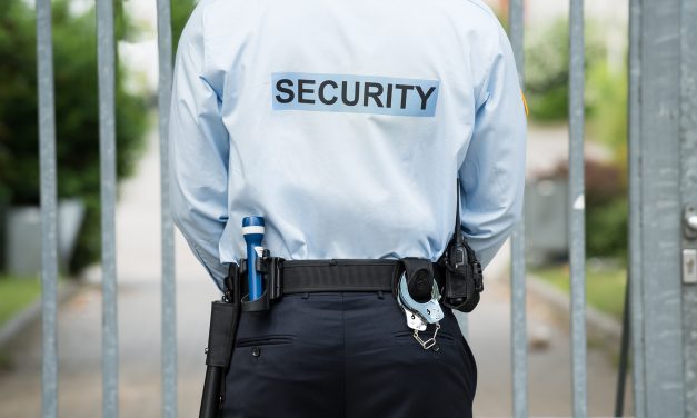Do Security Guards Have the Same Authority as Police?